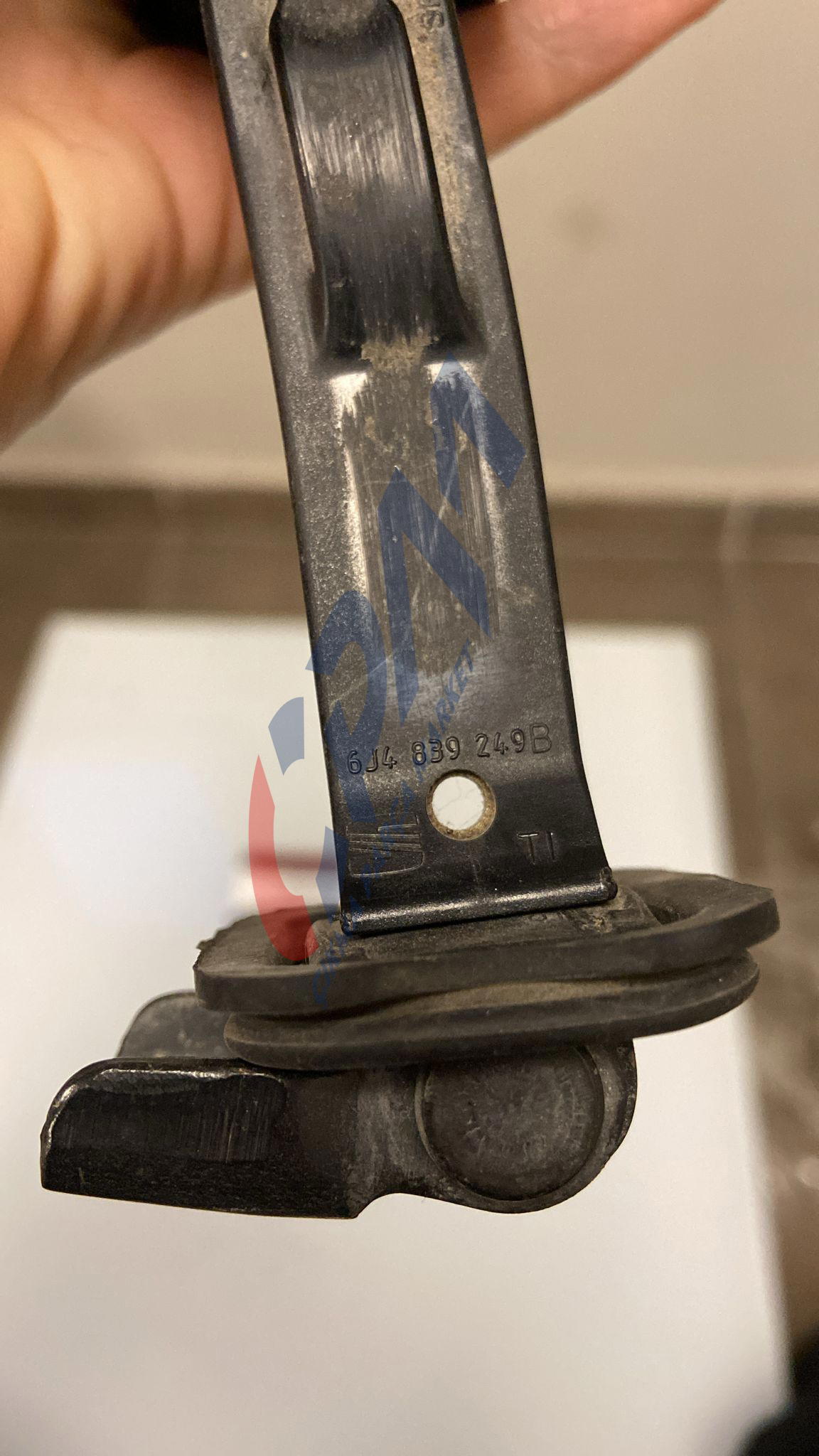 6J4839249B Seat İbiza sağ sol arka uyumlu kapı gergisi