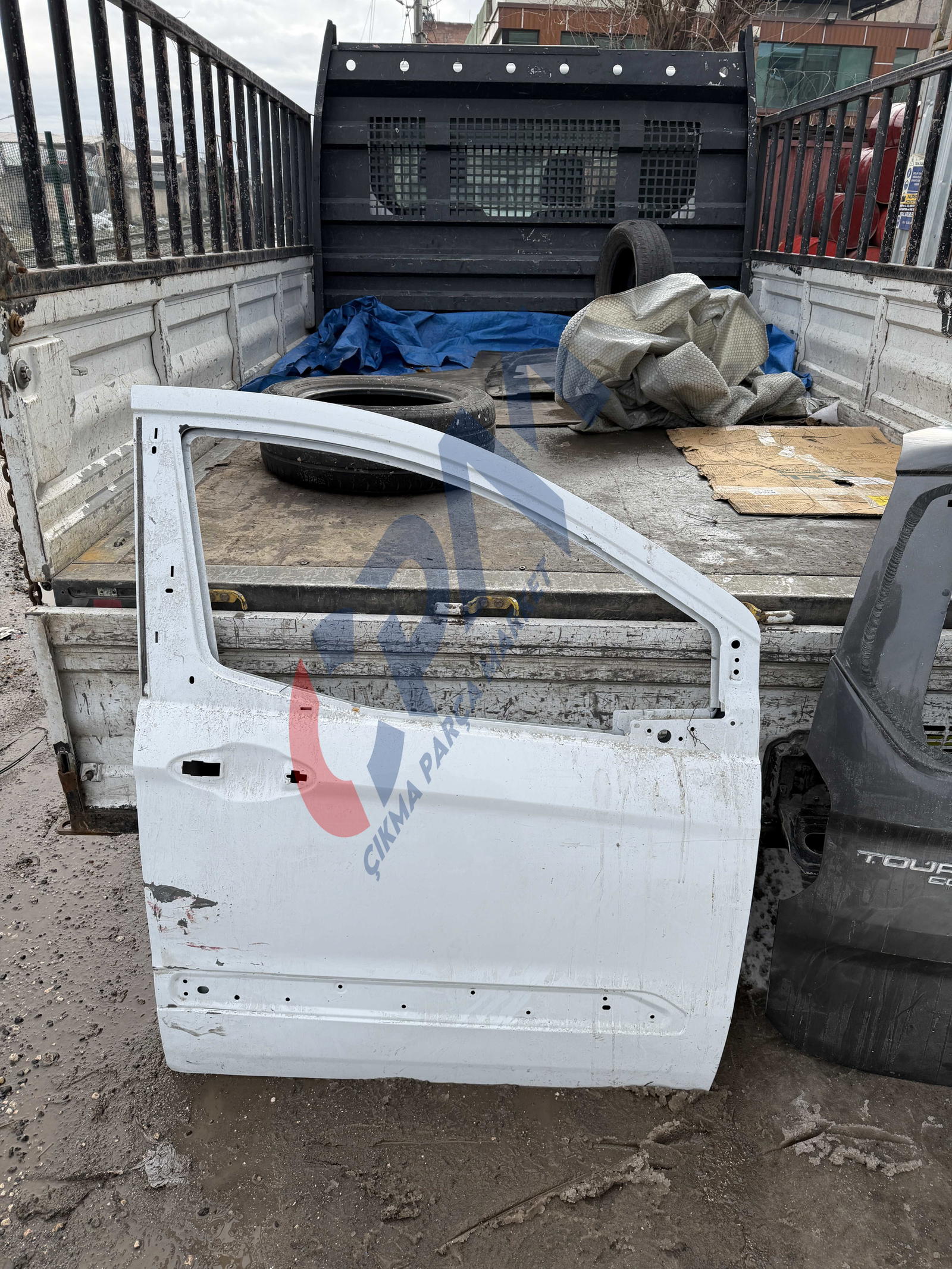 2014 2020 FORD TOURNEO COURIER SAĞ ÖN KAPI
