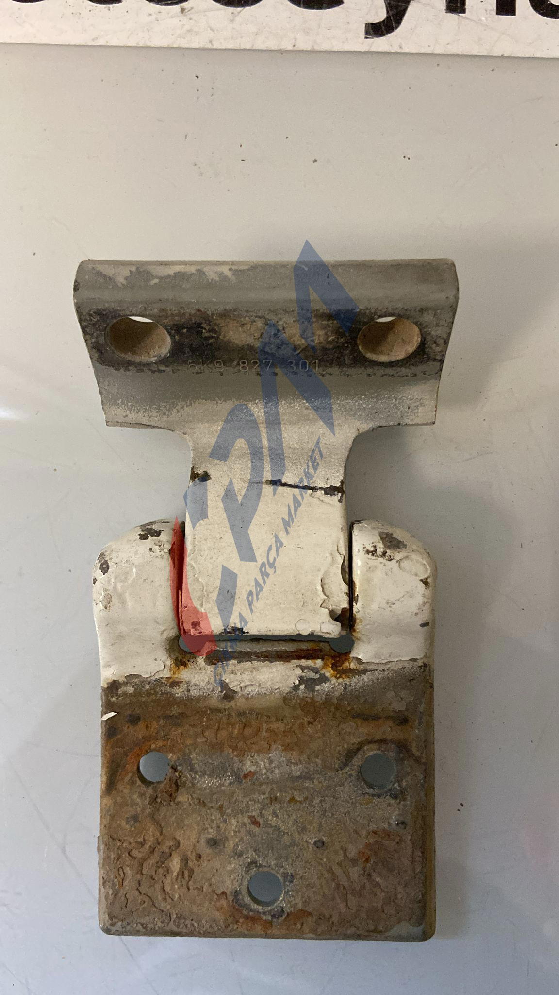 6K9827301 volkswagen caddy 2000 sol bagaj menteşesi