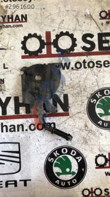 3C0253461 Passat b7 egzoz tutucu braket