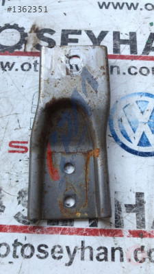 5J1857193 skoda fabia 2011 göğüs demiri alt bağlantı demiri