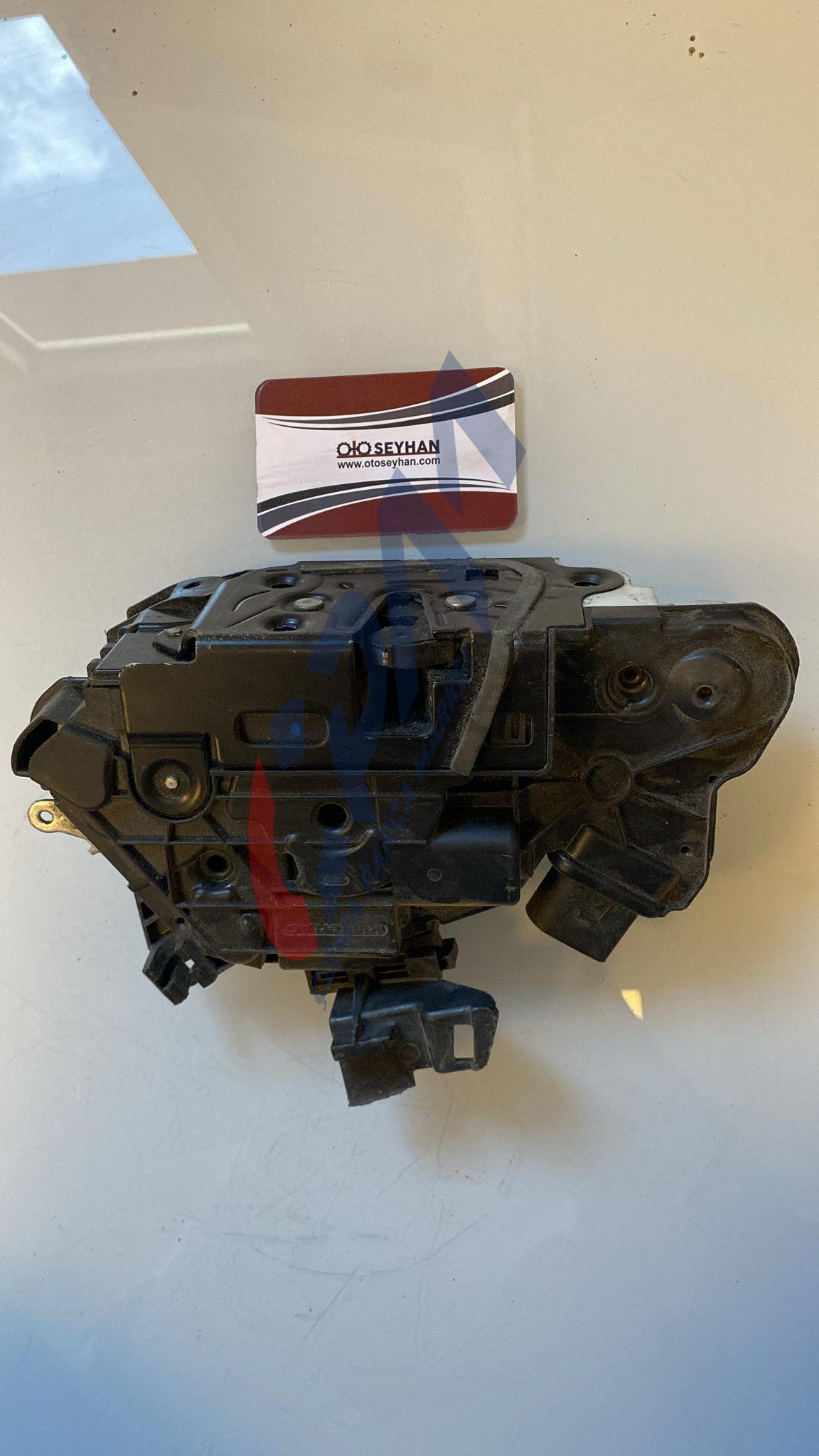 5N1837015F seat ibiza 2017 ön sol kapı kilidi