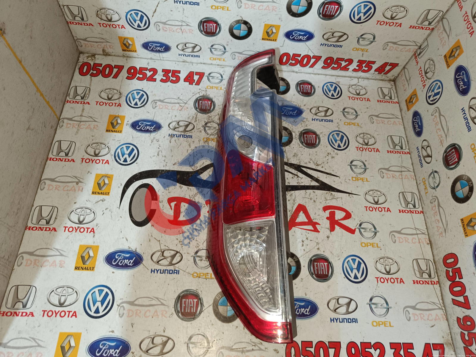 Renault Kangoo 3 Çift kapak  Sol Arka Stop 265559212R