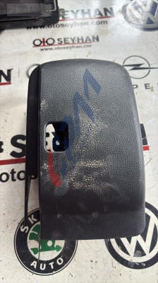 5N0858566 vw tiguan 2015 direksiyon kolonu alt kaplaması