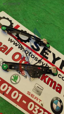 bmw x1 e84 sol ön cam krikosu