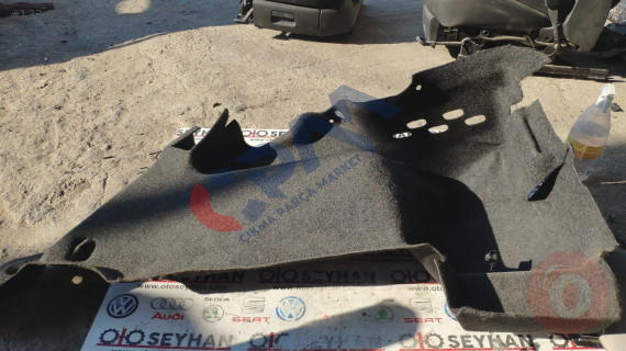 3B5867430AK vw passat b5 sağ bagaj halısı