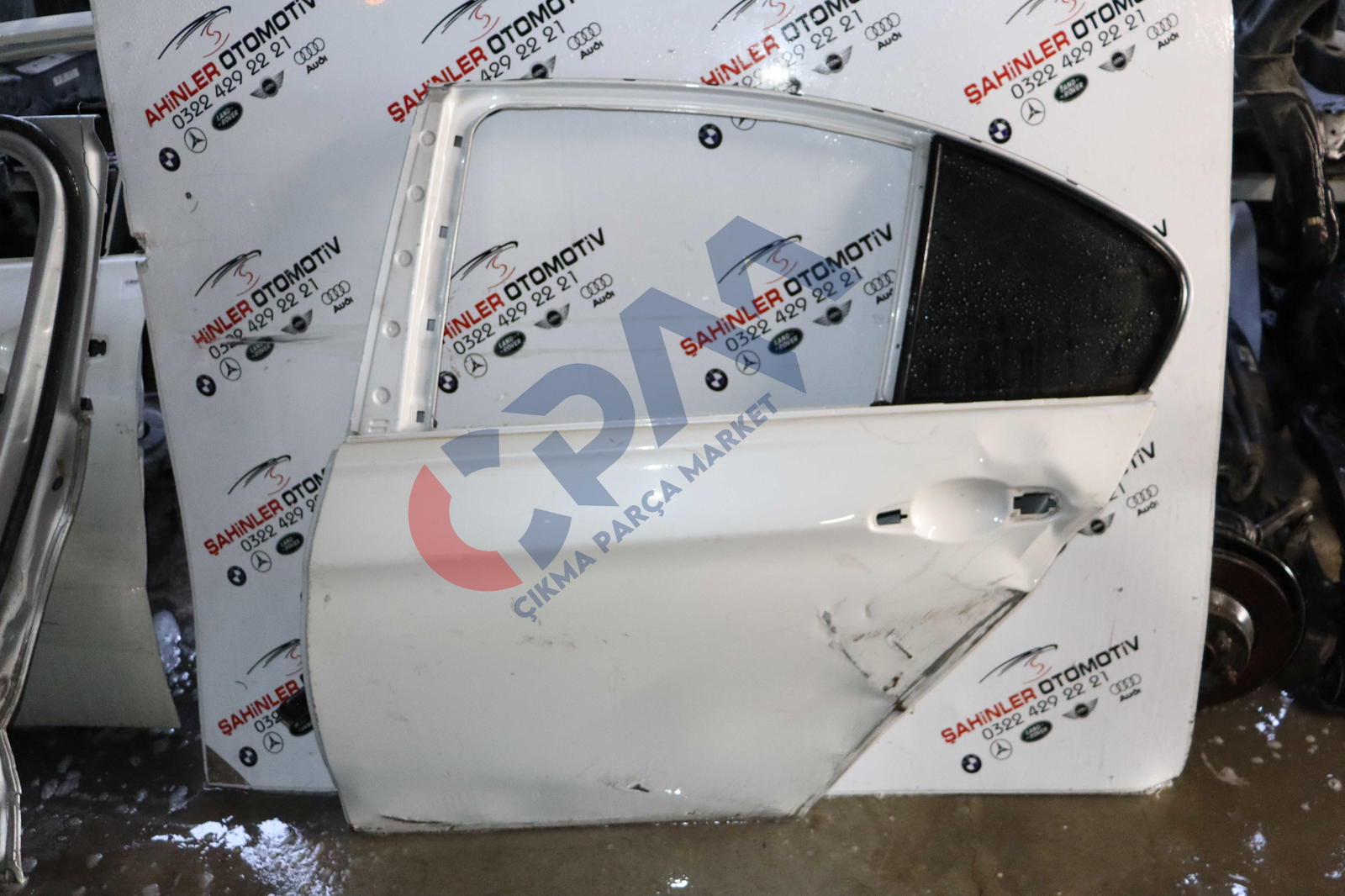 BMW 3 Serisi F30 Sol Arka Kapı
