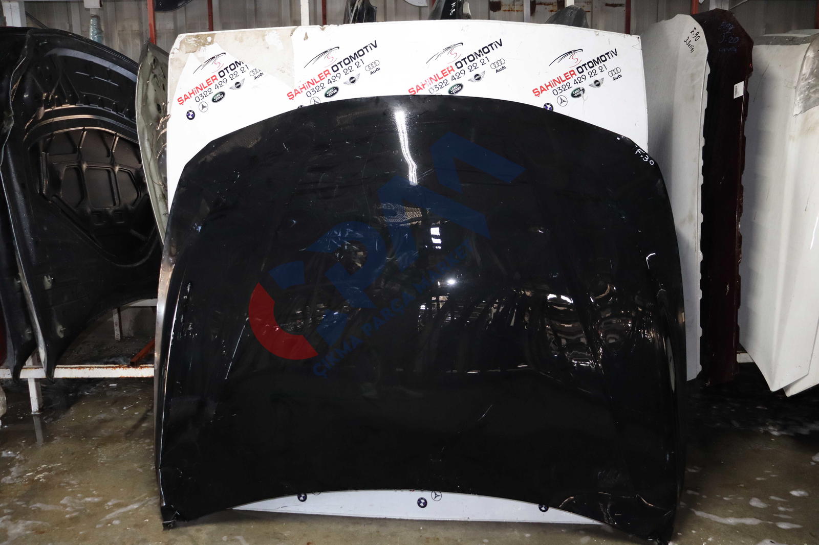 BMW 3 Serisi F30 Motor Kaputu