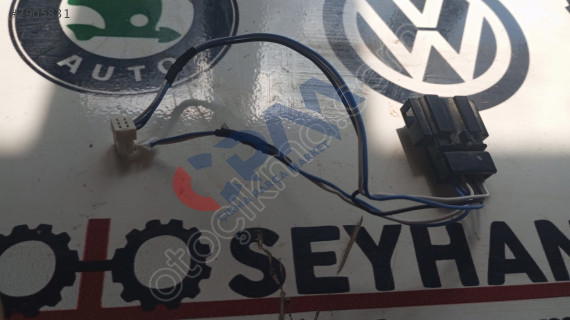 Seat Leon 2015 arka stop sinyal led fiş soketi