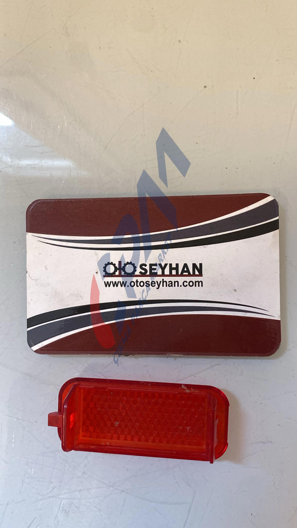 8P0947412 audi a3 kapı kartonu reflektör