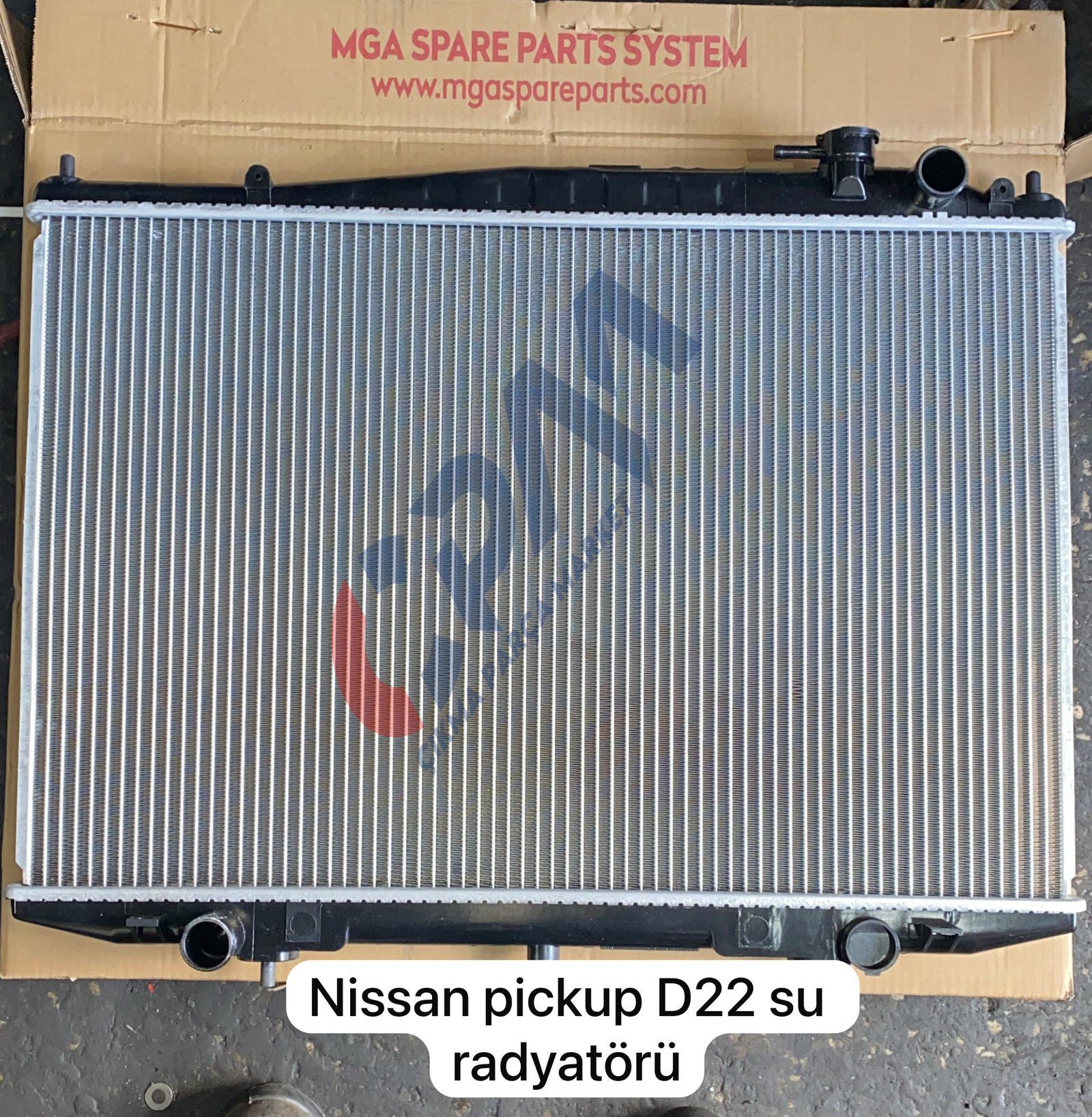 NİSSAN PİCKUP D22 SU RADYATÖRÜ TEL:05326000379
