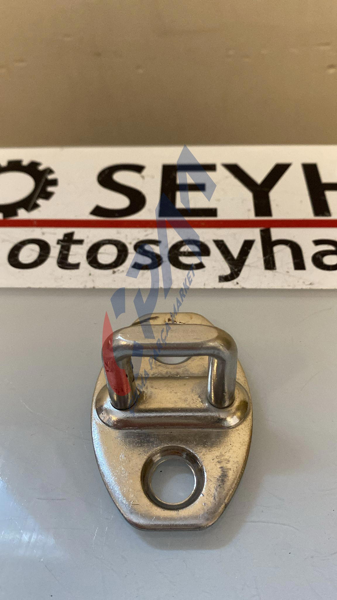 3C0837033C Volkswagen Golf 8 sağ sol arka kapı kilit karşılığı