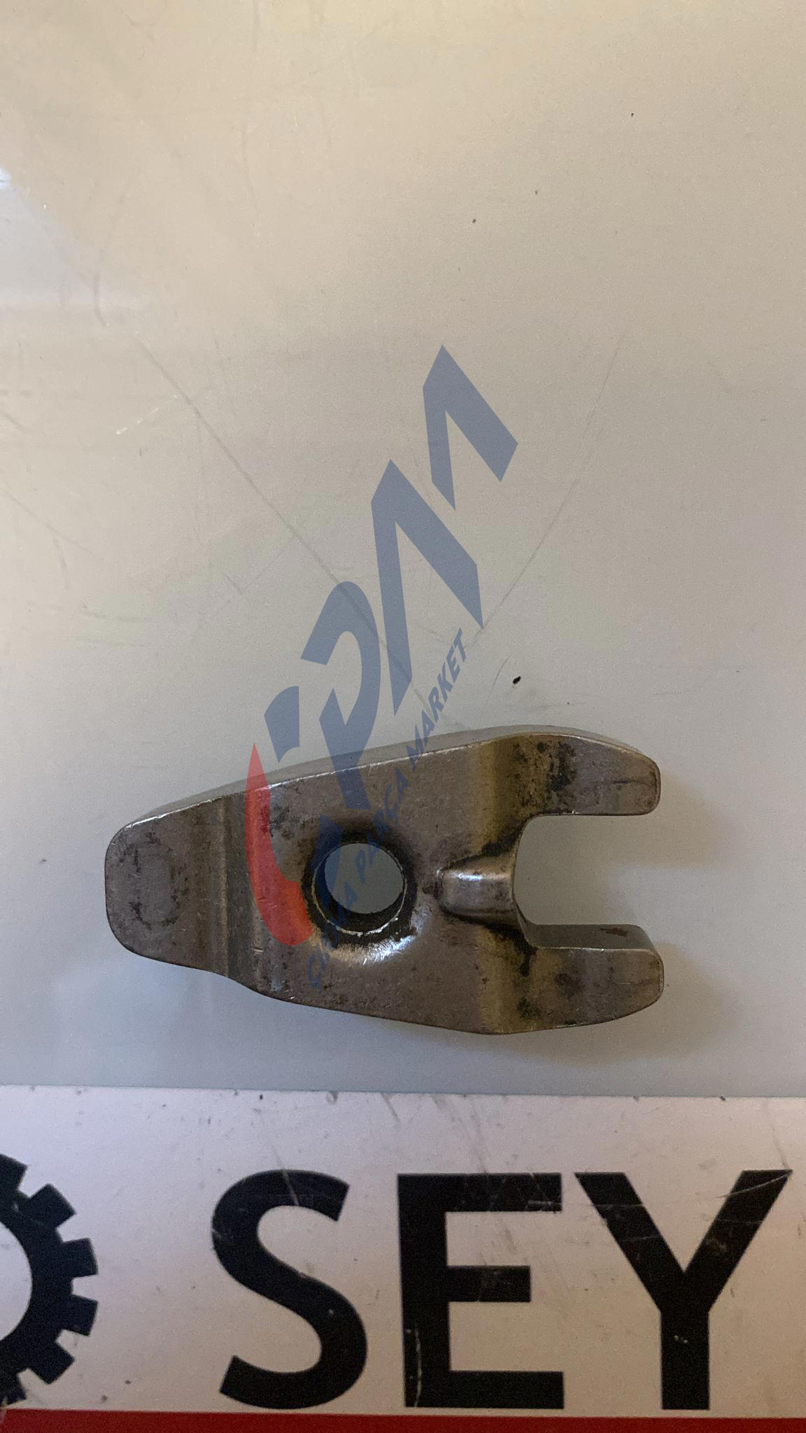 Ford Fiesta 2011 1.4 tdci enjektör tutucu
