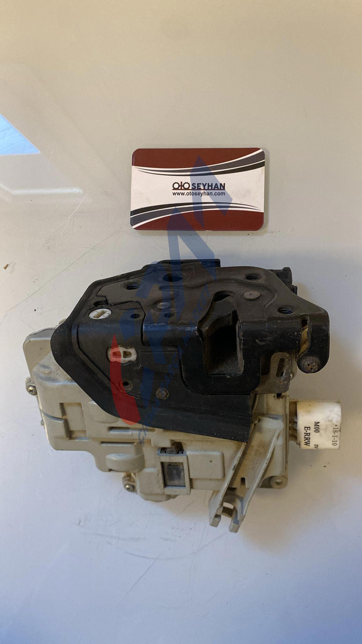 Seat leon 2009 sağ ön kapı kilidi