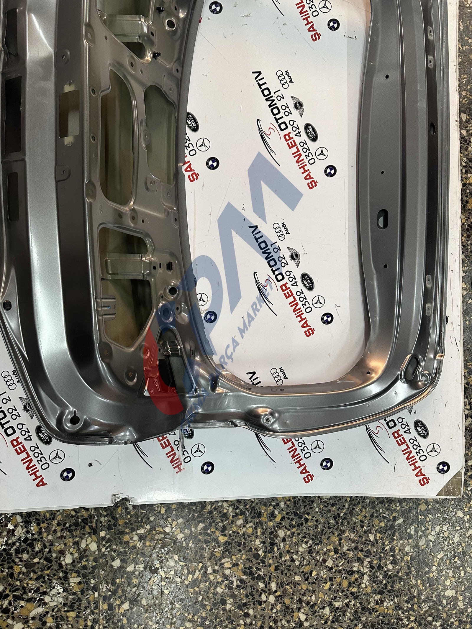 Kia Stonic Arka Bagaj Kapağı