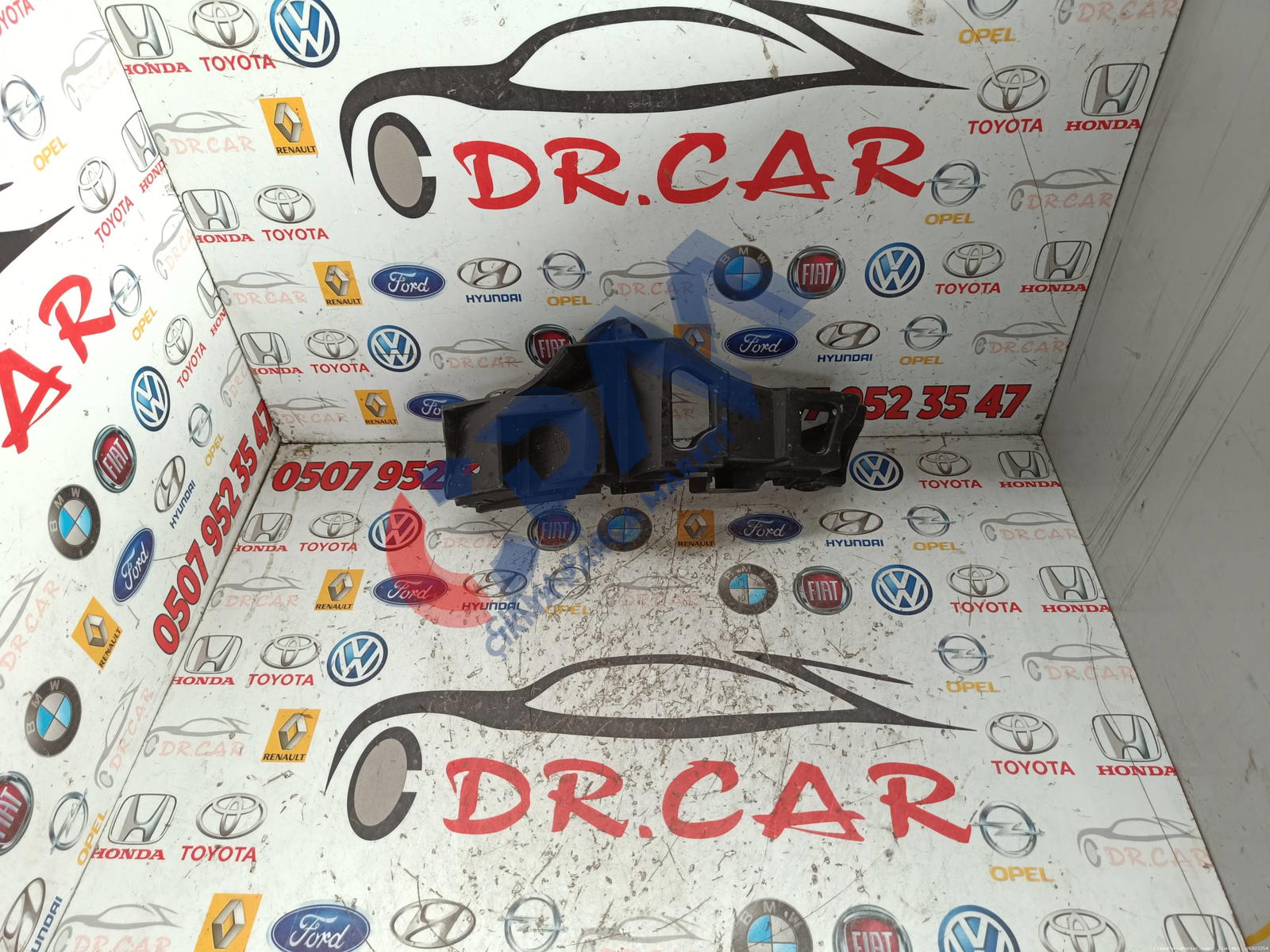 Renault Fluence Sağ Arka Tampon Braketi 850440009R