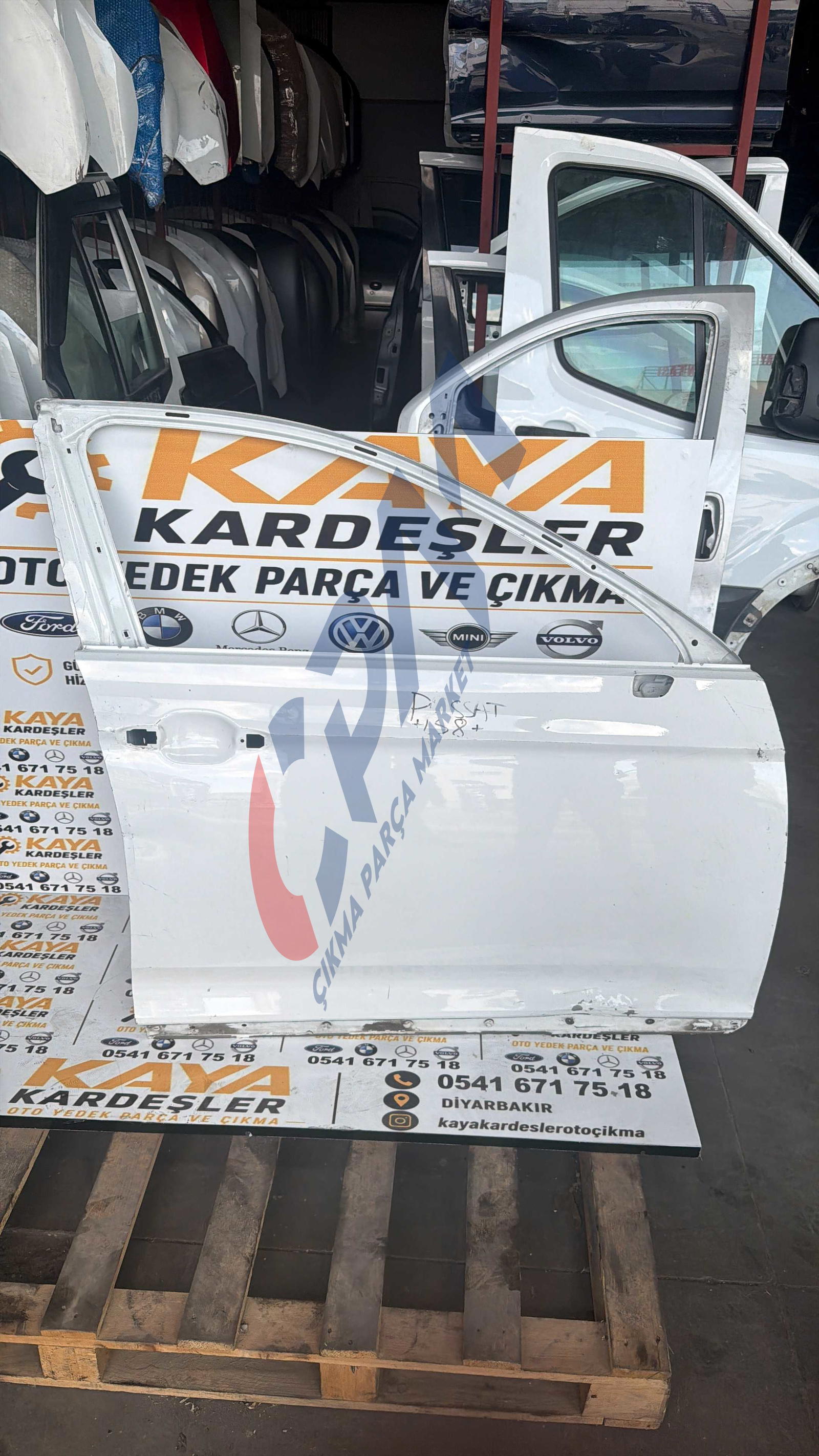 2014 2020 VOLKSWAGEN PASSAT B8 SAĞ ÖN KAPI