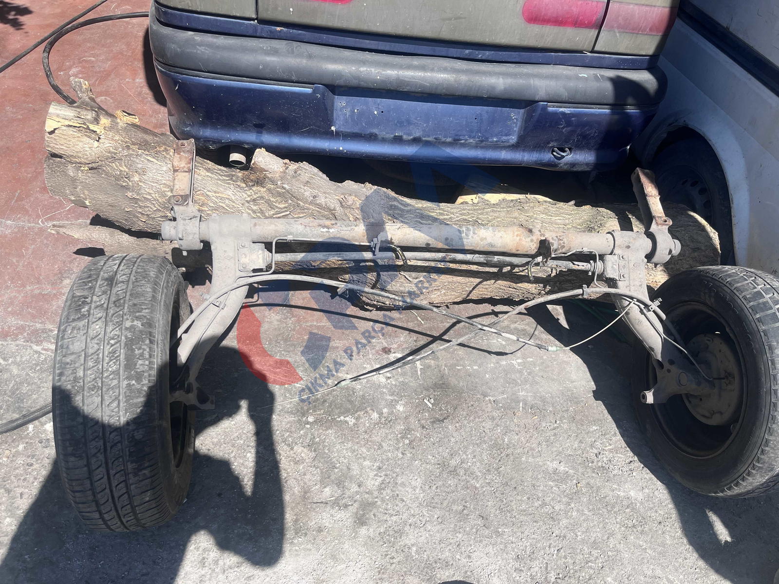 Renault Megane 1 Arka Dingil