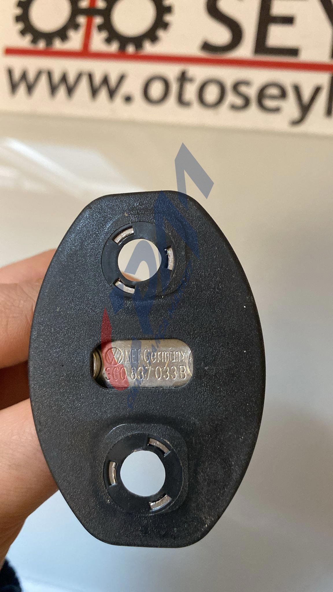 3C0837033B volkswagen passat b6 sol ön kapı kilit karşılığı