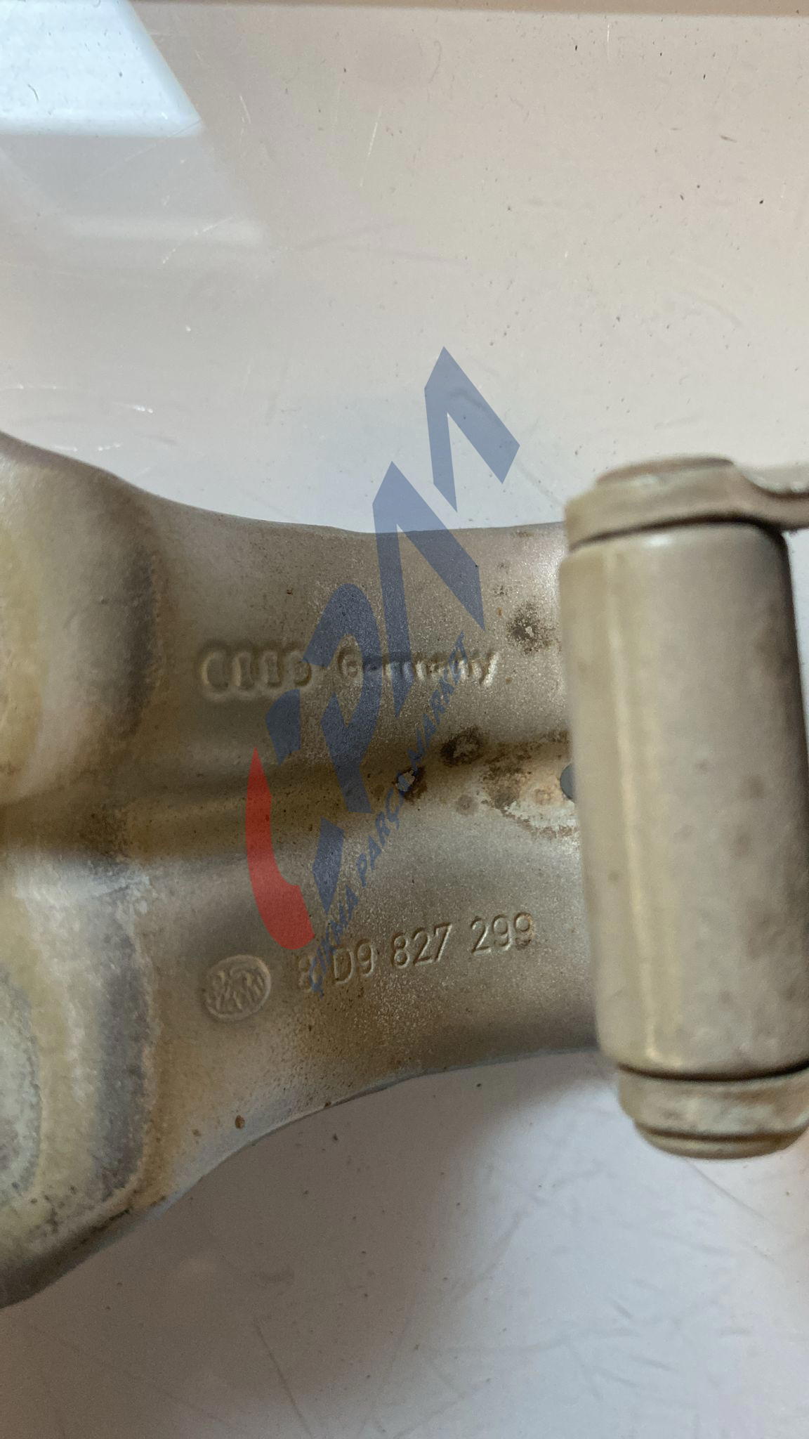 8D9827299 seat ibiza 2006 bagaj menteşesi sağ sol uyumlu