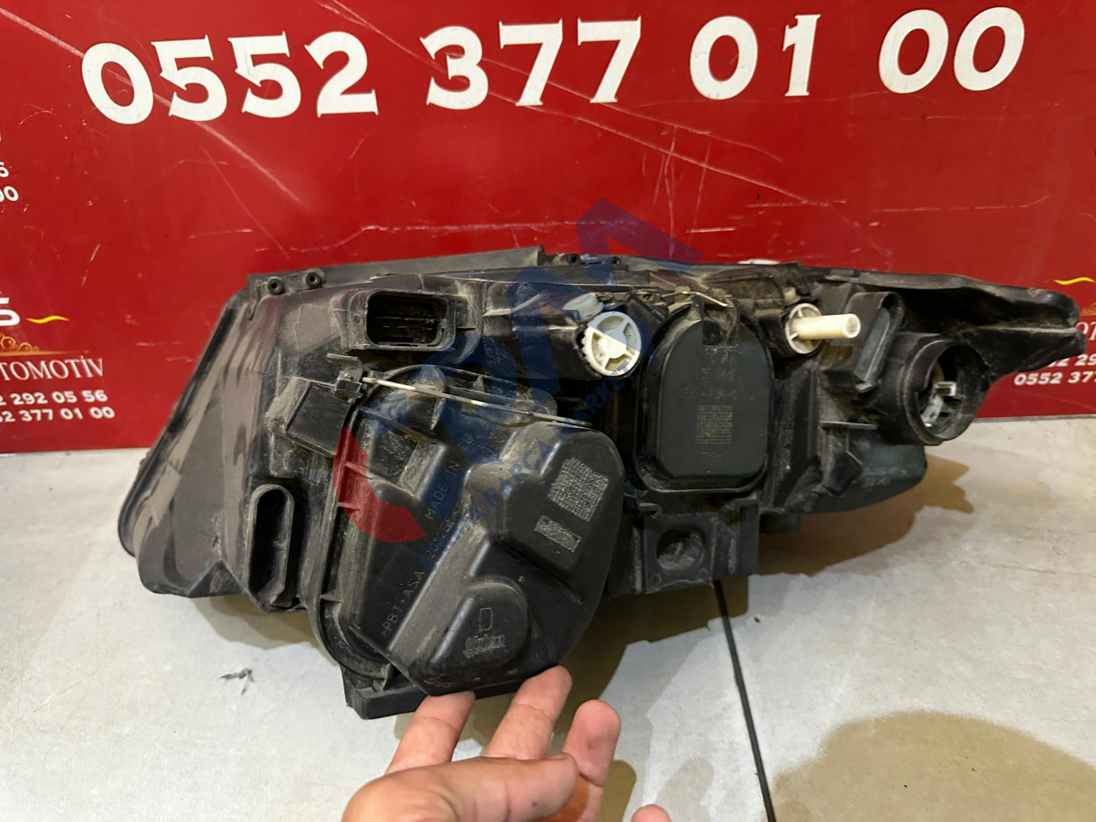 2009 2011 BMW 3 Serisi E90 LCİ Halojen Sağ Ön Far 89318925