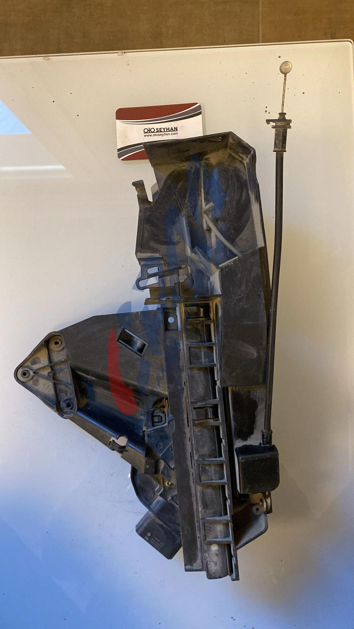 3M5A R21813ET ford focus 2010 sol ön kapı kilidi ve cam kızağı