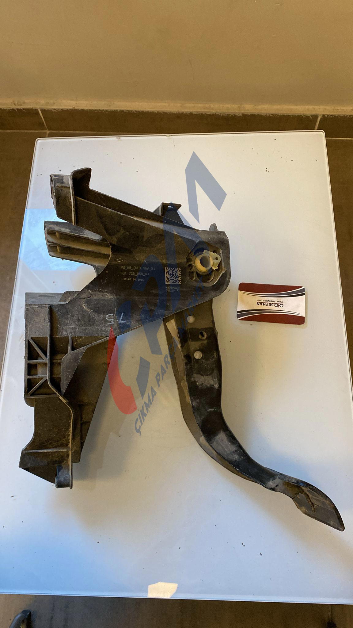 5Q1723058AJ Golf 7 otomatik fren pedalı