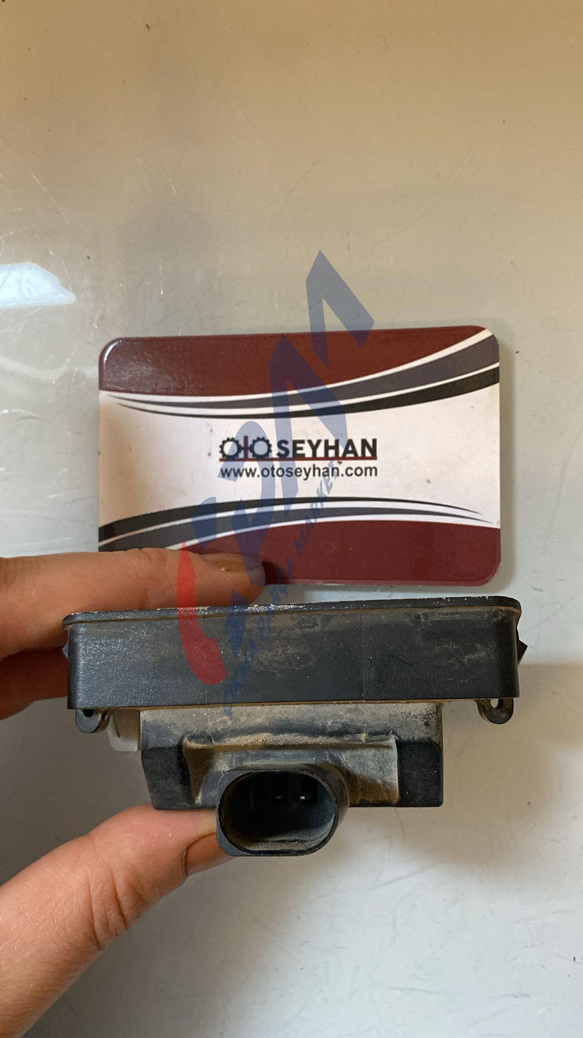 5P0943021 seat leon 2003 plaka lambası