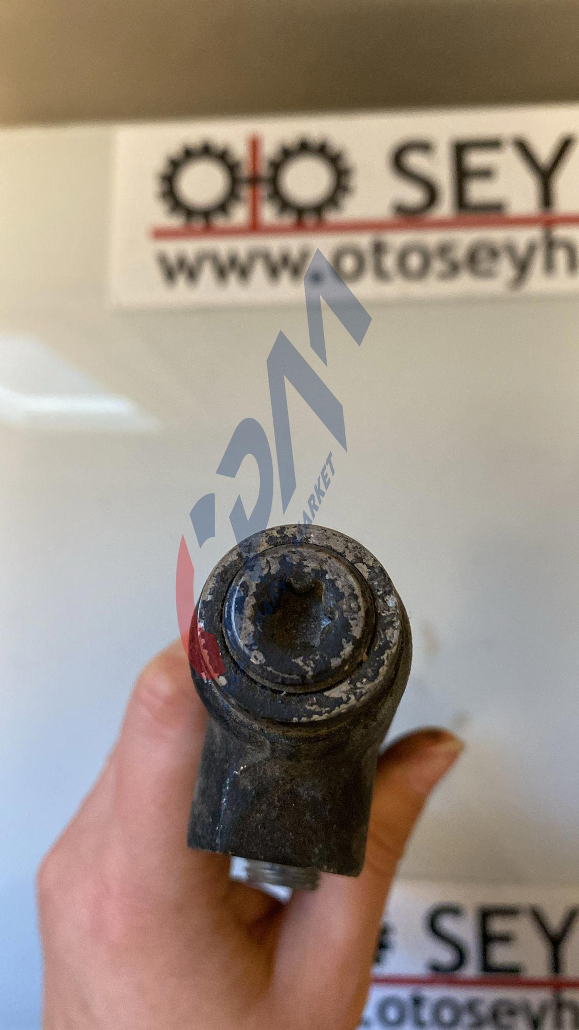 04b130093 Seat ibiza 2012 1.4 tdi CUS motor enjektör rail borusu