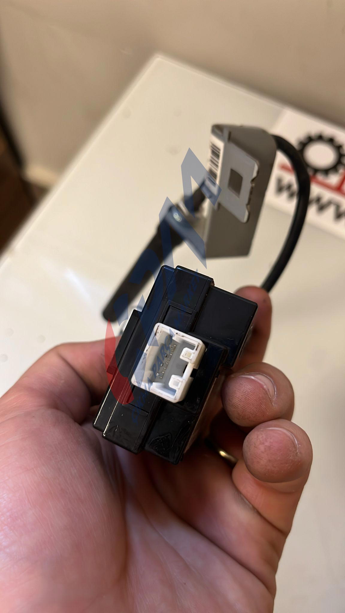 95470 2S000 5WY8289C Hyundai ix35 antenli merkezi kilit beyni