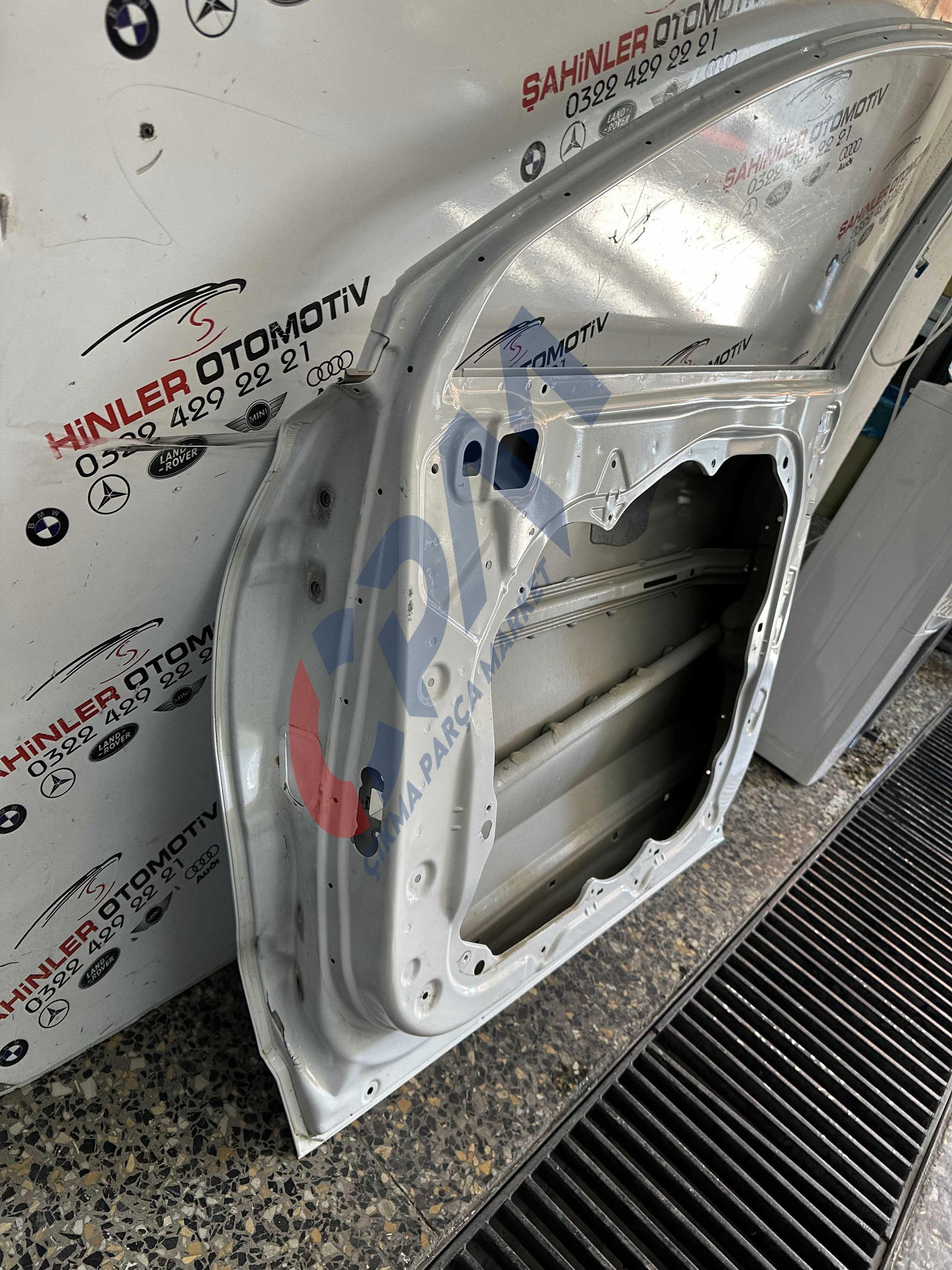 2021 2025 Hyundai Santa Fe Sağ Ön Kapı