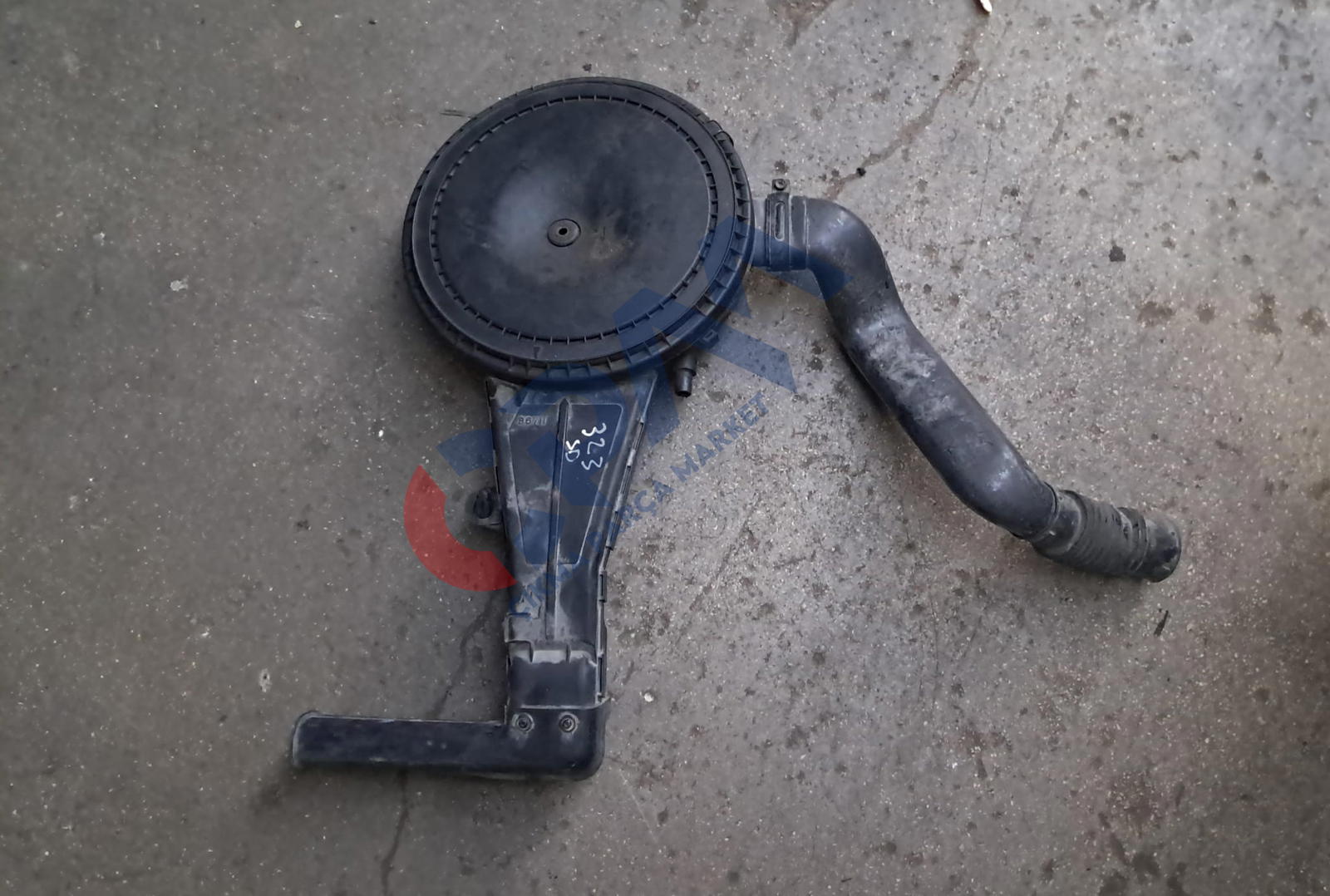 1990 1997 Mazda 323 Hava Filtre Kutusu