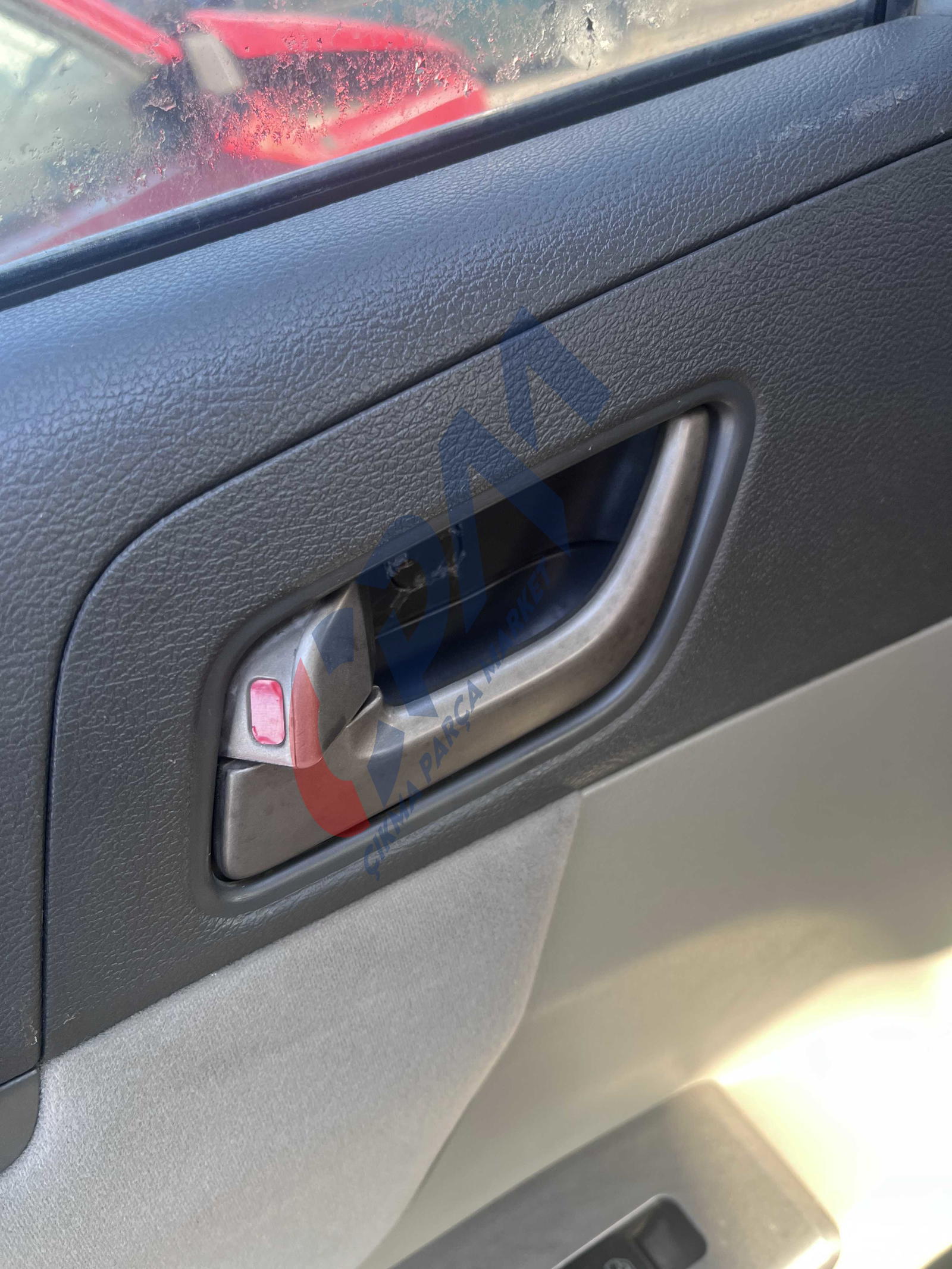 GEELY EMGRAND SOL ARKA İÇ KAPI KOLU