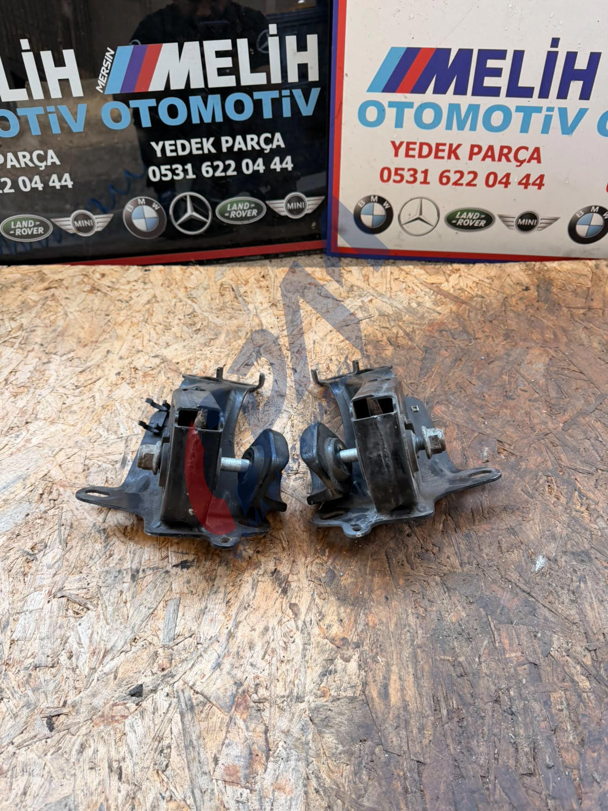 MİNİ COOPER R60 ÇIKMA SOL ROTİL BAĞLANTI BRAKETİ 9807099