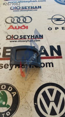 5E3887233 Skoda Octavia 2021 arka koltuk isofix kapağı