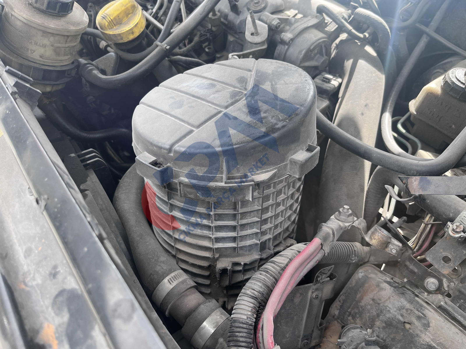 Renault Megane 1 1.9  Hava Filtre Kutusu