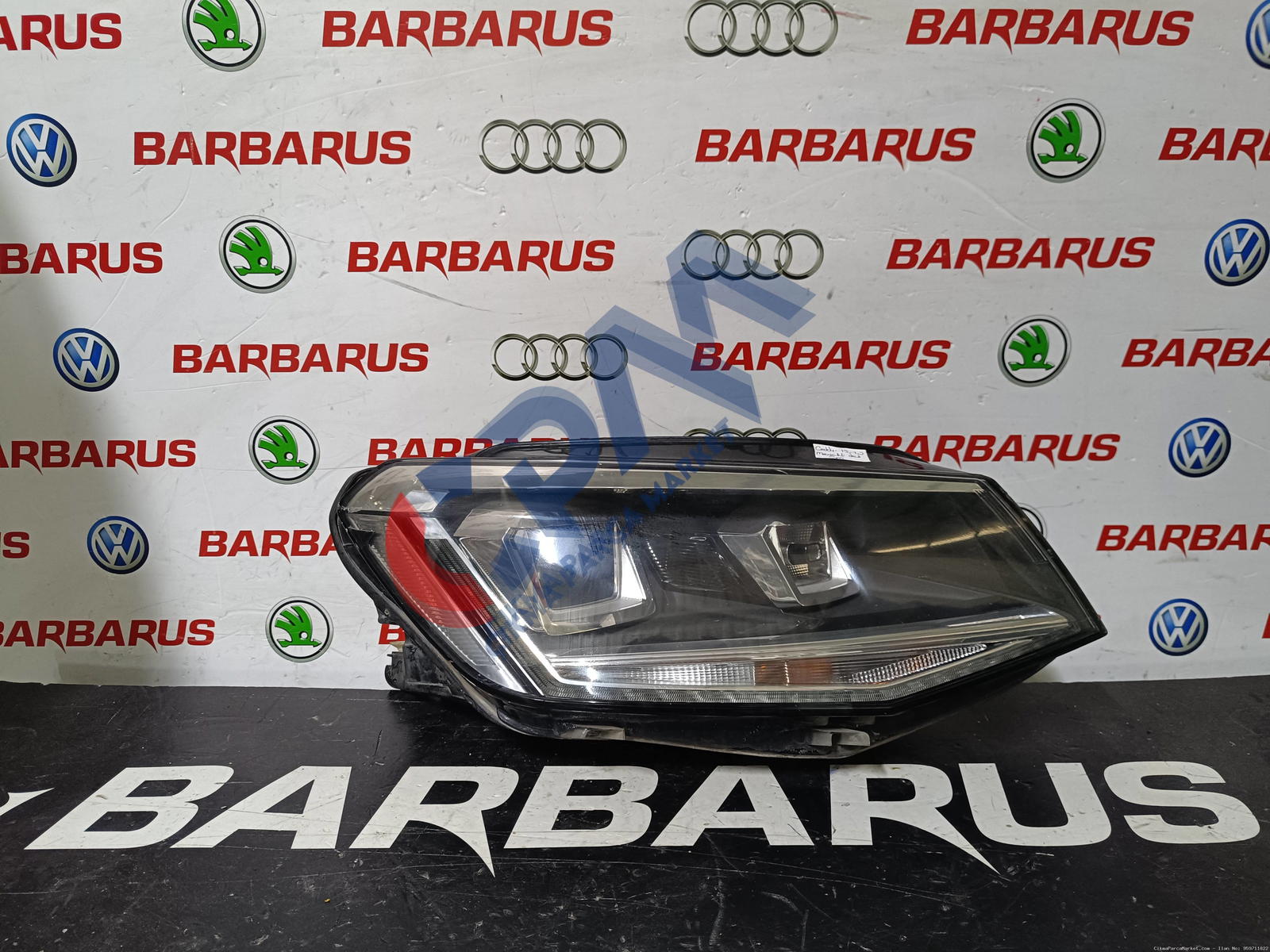2015 2020 Volkswagen Caddy MERCEKLİ LEDLİ Sağ Ön Far