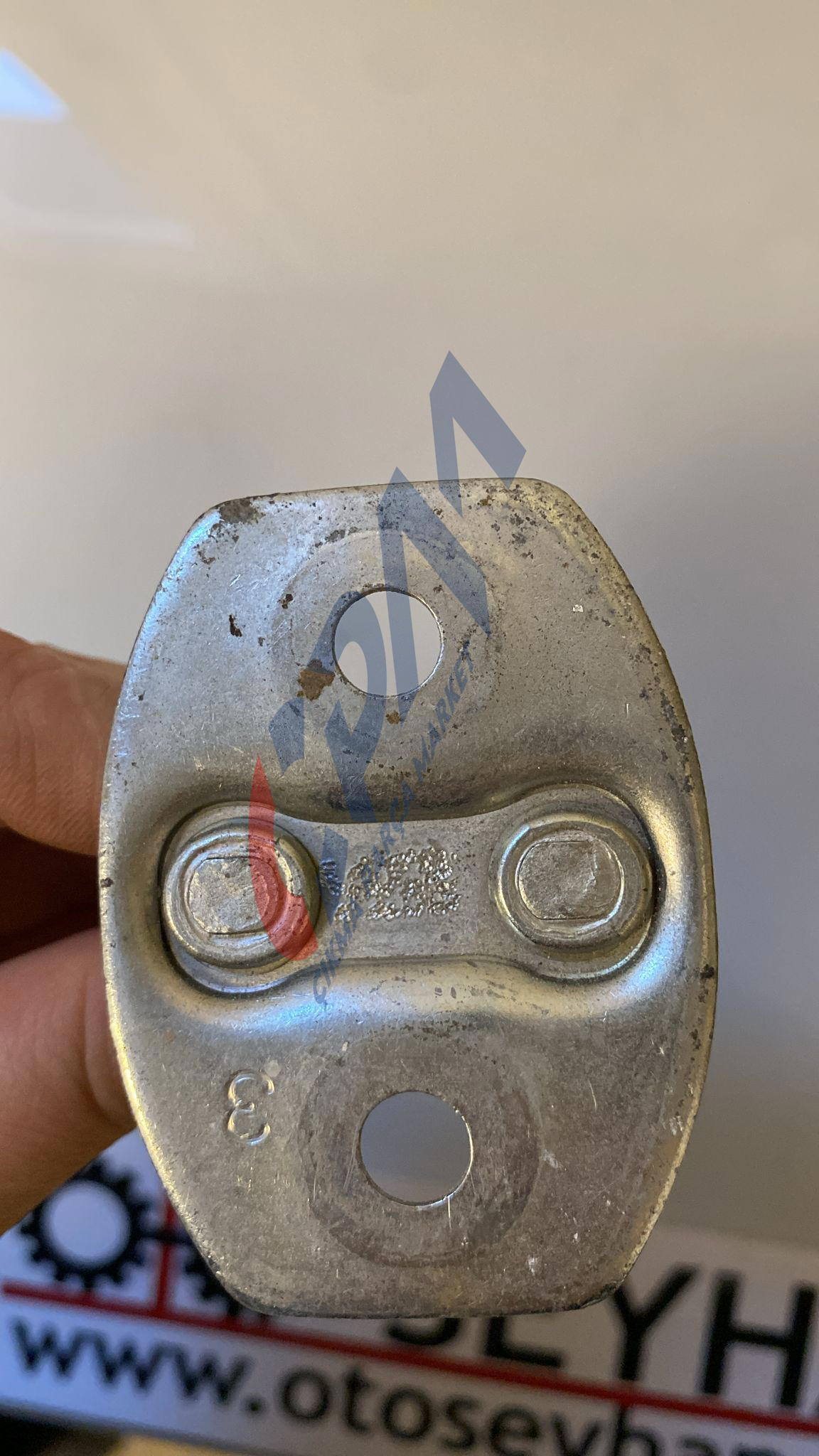 toyota yaris 2014 4 kapı uyumlu kapı kilit karşılığı