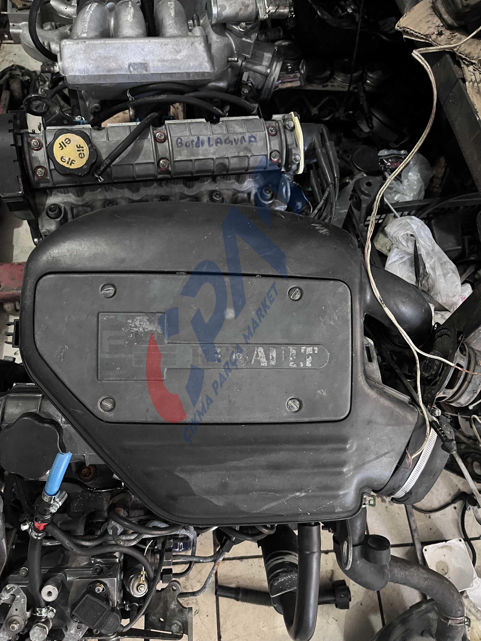 RENAULT KANGOO 1.9 HAVA FİLİTRE KUTUSU