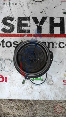 8W0035411 2017 audi a4 arka sol hoparlör