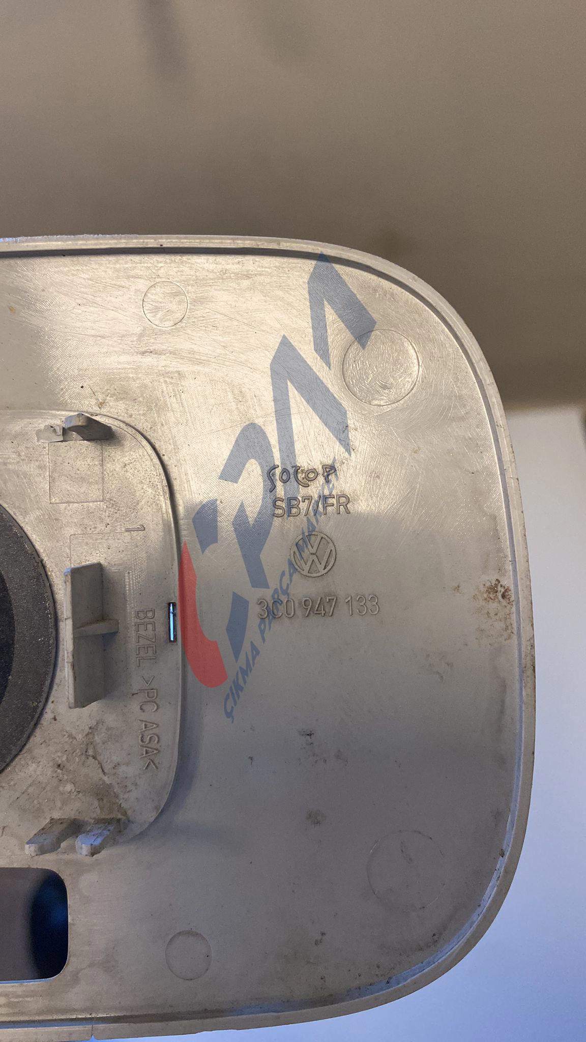 3C0947133 Volkswagen Passat B6 tavan lambası çerçevesi