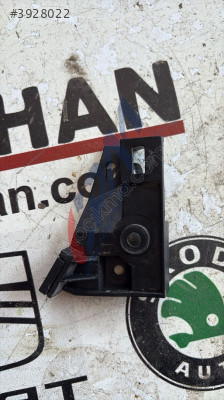 1K1623633 vw tiguan 2015 kaput açma kolu braketi