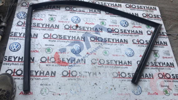 7033799 bmw 5 serisi e60 e61 sol ön kapı cam çerçeve fitili