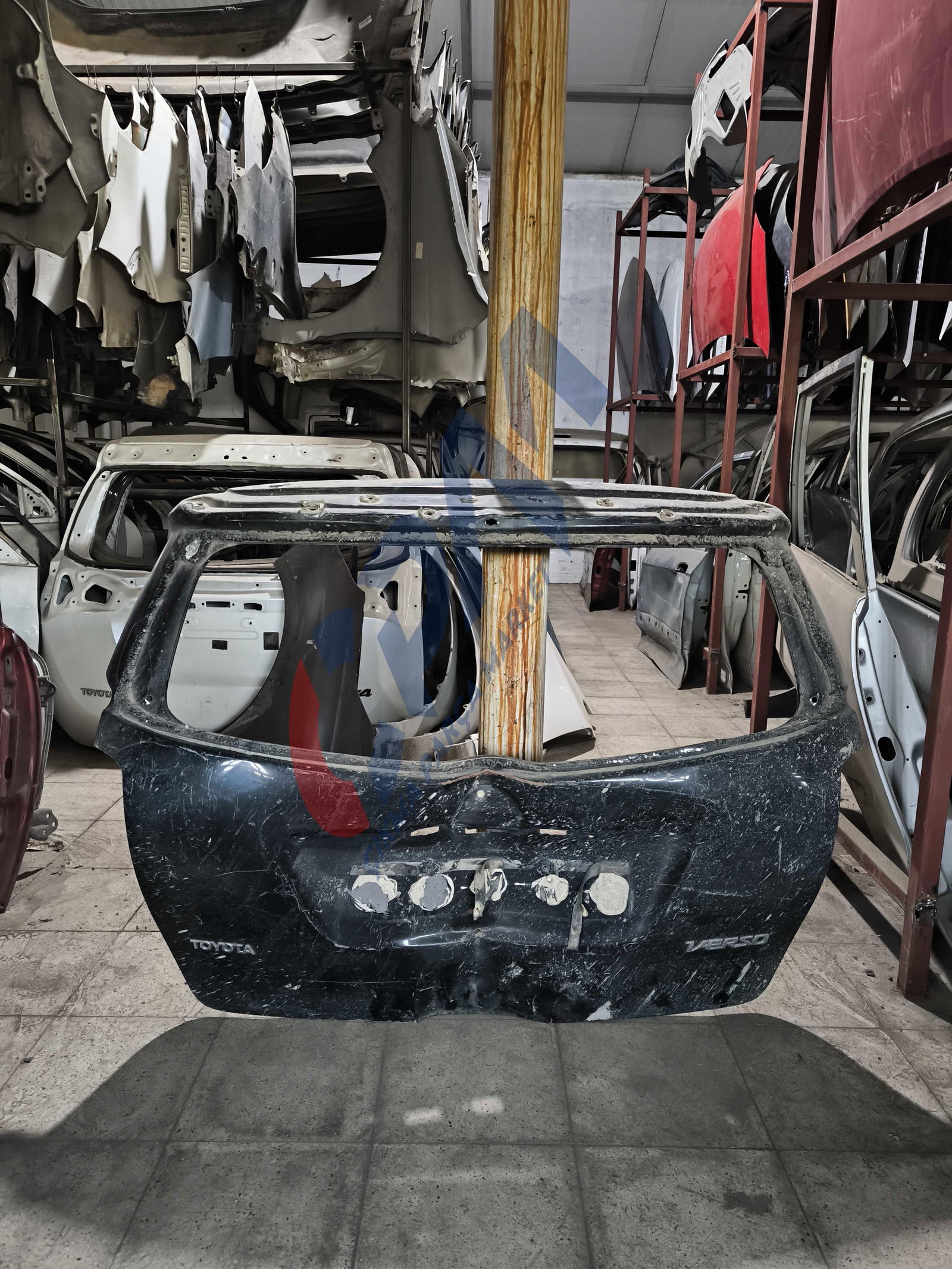 TOYOTA VERSO BAGAJ KAPISI 2013 2018 ÇIKMA PARÇA ORJİNAL