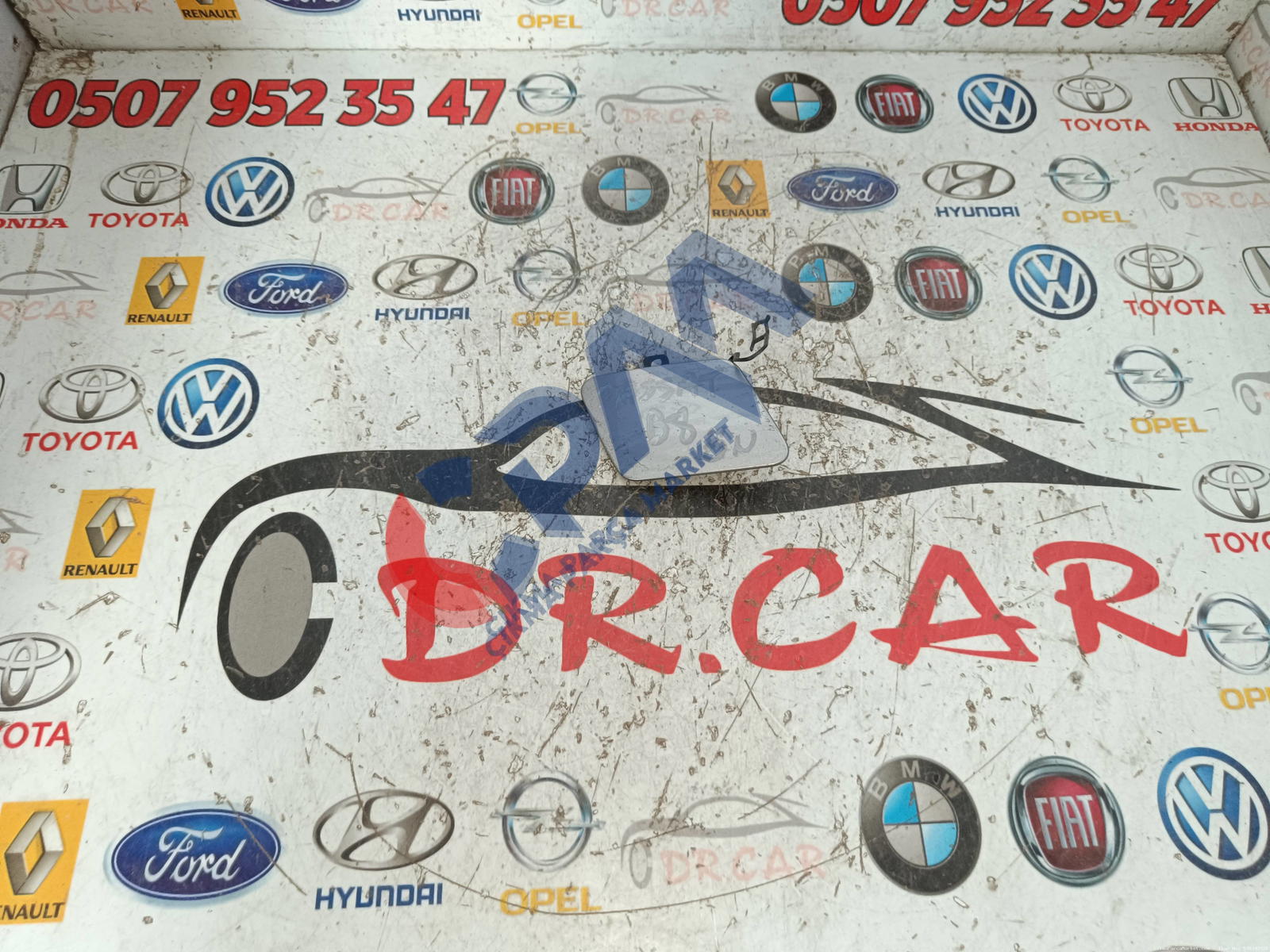 Volkswagen Passat B8 Ön Çeki Kapağı 3G0807155D