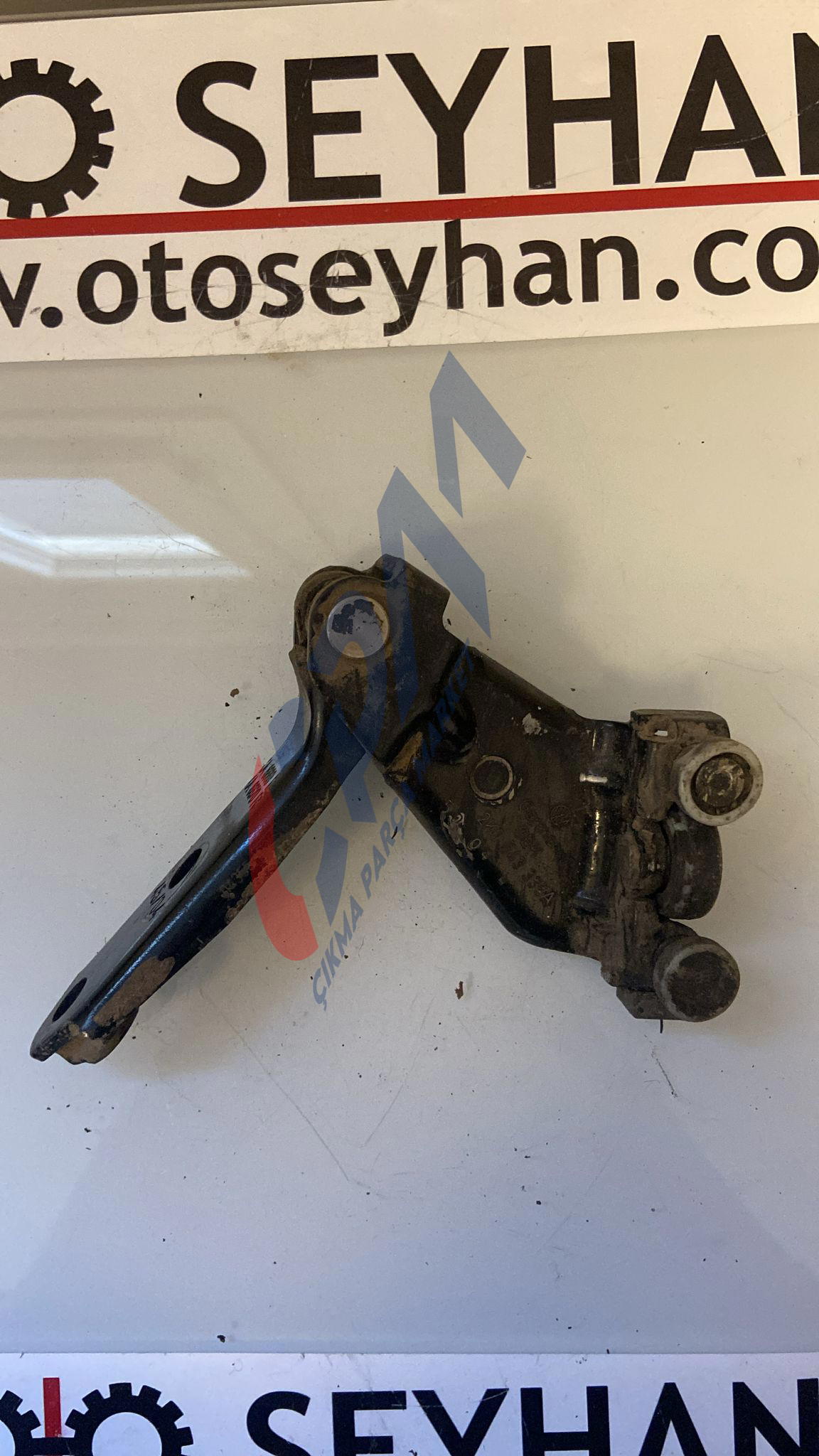 2K0843335A Volkswagen Caddy 2009 sol sürgülü kapı üst ray makarası