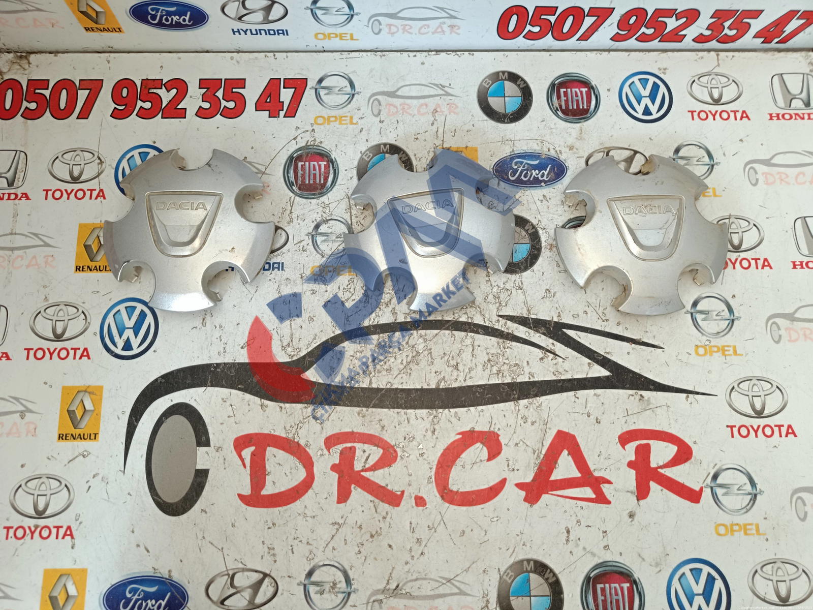 2018 Dacia Duster Jant Göbeği Arması 403157451R