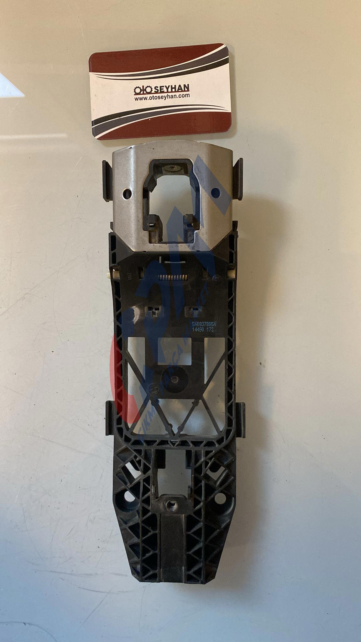 5N0837885H skoda fabia 2011 sol ön kapı kolu braketi