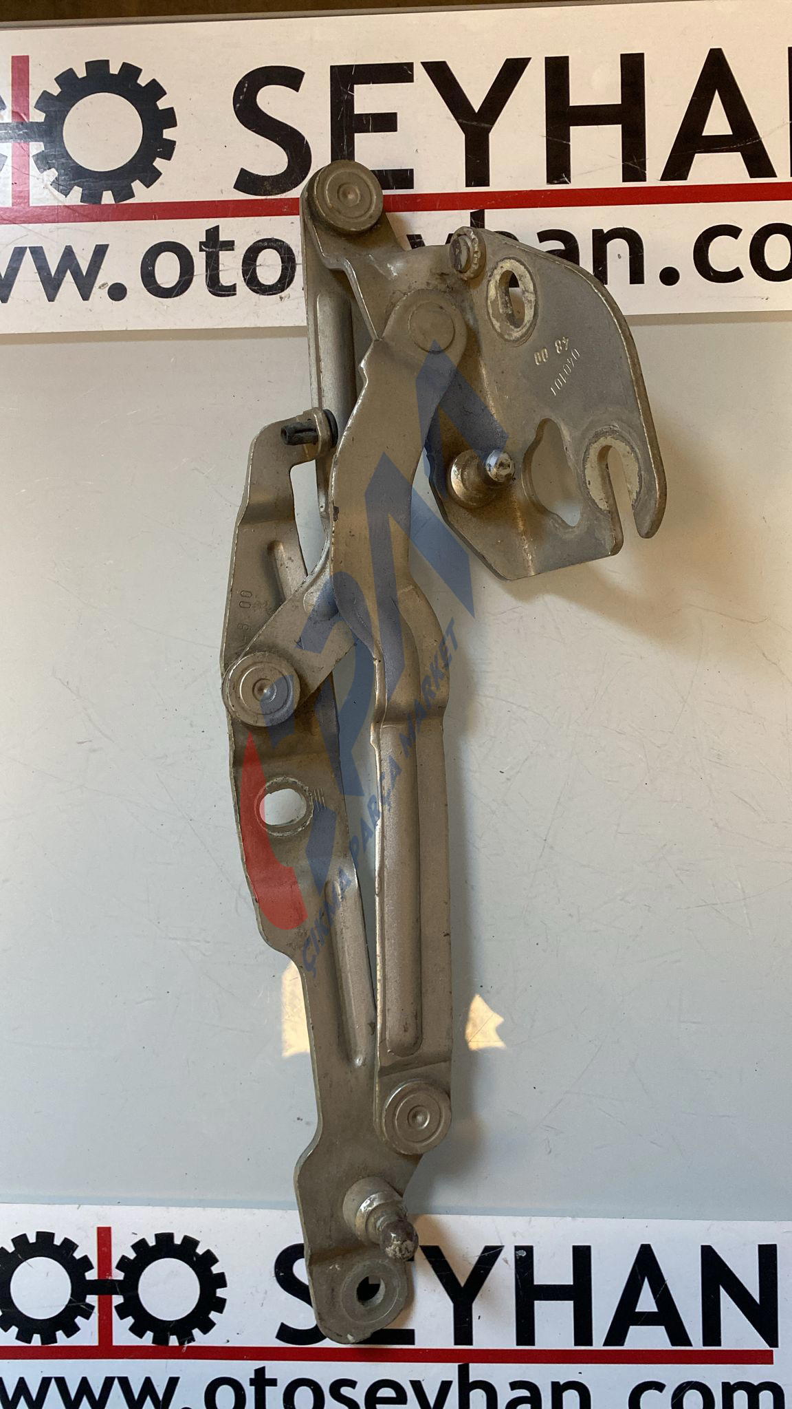 3B5827302A volkswagen passat B5 bağaj menteşesi sağ