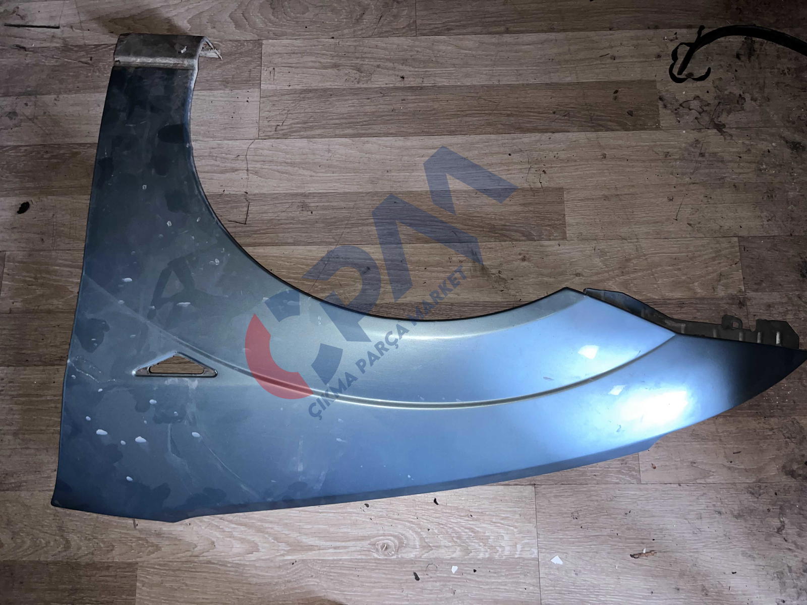 FORD FOCUS 1 SOL ÖN ÇAMURLUK ORJİNAL